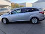 Ford Focus Wagon 1.5 Titanium Edition distributieriem is vv, clima, cruise, pdc, trekhaak afneembaar, stoel-stuurverwarming