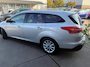 Ford Focus Wagon 1.5 Titanium Edition distributieriem is vv, clima, cruise, pdc, trekhaak afneembaar, stoel-stuurverwarming