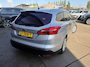 Ford Focus Wagon 1.5 Titanium Edition distributieriem is vv, clima, cruise, pdc, trekhaak afneembaar, stoel-stuurverwarming