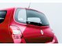 Renault Twingo 1.2-16V 77 PK Authentique | Ned Auto van 1 e EIGN | 20.853 KM | UNIEK | MEENEEMPRIJS | | Radio Cd | ABS | Stuurbekrachtiging | centrale vergrendeling met afstandsbediening |