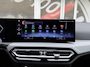 BMW 3-Serie 320e PHEV / Camera / Leder / Carplay / Sensoren / Cruise /