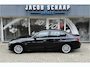 BMW 3-Serie 320e PHEV / Camera / Leder / Carplay / Sensoren / Cruise /