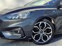 Ford Focus EcoBoost Hybrid ST Line Business | Trekhaak Afneembaar | All-Season | 18-inch | Stoelverwarming | Camera | Keyless Entry | 100% dealeronderhouden |