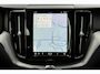 Volvo XC60 2.0 T6 Plug-in hybrid AWD Ultimate Bright | Panoramisch schuif-/ kanteldak | Harman Kardon | 360 graden camera | Trekhaak, inklapbaar | Stoel-/ stuurwielverwarming | Extra getint glas | Elektrisch verstelbare voorstoelen met geheugenfunctie | 21 inch. lichtmetalen velgen | Pilot assist | Keyless entry | BLIS | Apple carplay/ Android auto