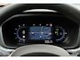 Volvo XC60 2.0 T6 Plug-in hybrid AWD Ultimate Bright | Panoramisch schuif-/ kanteldak | Harman Kardon | 360 graden camera | Trekhaak, inklapbaar | Stoel-/ stuurwielverwarming | Extra getint glas | Elektrisch verstelbare voorstoelen met geheugenfunctie | 21 inch. lichtmetalen velgen | Pilot assist | Keyless entry | BLIS | Apple carplay/ Android auto