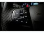 Ford Focus Wagon 1.0 EcoB Hybrid ST Line Navi Camera Climate Stuurverwarming Stoelverwarming PDC Zwarte hemelbekleding LED LM velgen