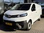 Toyota ProAce Worker 2.0 D-4D L3 145 PK Live Long | TREKHAAK| DEALER ONDERHOUDEN| EERSTE EIGENAAR| 3-PERSOONS| HOUTEN AFWERKING LAADRUIMTE| APPLE CARPLAY/ANDROID AUTO| PARKEERSENSOREN ACHTER| DAB| CRUISE CONTROL| AIRCO|