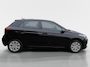 Hyundai i20 1.0 T-GDI Comfort Automaat | All weatherbanden | Trekhaakl | Navigatie | Camera |