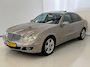 Mercedes-Benz E-klasse 230 Avantgarde / V6 / Schuifdak / Xenon / Trekhaak