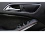 Mercedes-Benz A-klasse 180 AMG-Line Xenon Panorama Airco Cruise Pdc