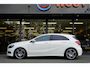 Mercedes-Benz A-klasse 180 AMG-Line Xenon Panorama Airco Cruise Pdc