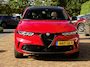 Alfa Romeo Tonale 1.5T Hybrid Veloce | Pano | Camera | ACC | Flippers | Stuur/stoelverw. | 20inch | ALL BLACK!