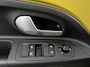 Volkswagen Up! 1.0 BMT move up! / Honey Yellow / Airco / Dop hal