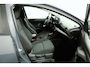 Toyota Yaris 1.5 Hybrid 115 Dynamic | Dodehoekdetectie | Stoel / Stuurverwarming | Parkeersensoren Voor en Achter |