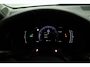 Toyota Yaris 1.5 Hybrid 115 Dynamic | Dodehoekdetectie | Stoel / Stuurverwarming | Parkeersensoren Voor en Achter |
