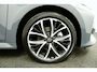 Toyota Yaris 1.5 Hybrid 115 Dynamic | Dodehoekdetectie | Stoel / Stuurverwarming | Parkeersensoren Voor en Achter |