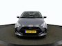 Toyota Yaris 1.5 Hybrid 115 Dynamic | Dodehoekdetectie | Stoel / Stuurverwarming | Parkeersensoren Voor en Achter |
