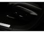 Volvo XC60 T6 Plug-in hybrid AWD Ultra Dark | Luchtvering | Panoramadak | Trekhaak | Verwarmbare voorstoelen, achterbank en stuurwiel | Head-up display | Premium audio by Harman Kardon | 360 graden camera |