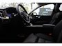 Volvo XC60 T6 Plug-in hybrid AWD Ultra Dark | Luchtvering | Panoramadak | Trekhaak | Verwarmbare voorstoelen, achterbank en stuurwiel | Head-up display | Premium audio by Harman Kardon | 360 graden camera |