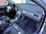 Volvo V70 2.5T 200PK Momentum Automaat  200 PK  Half Leder  Xenon  Dealer auto