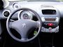 Peugeot 107 1.0 Active met Radio en Airco