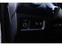Mitsubishi Space Star 1.0 Cool+ Bi-Tone 'Black over White' Pearl White met een Attitude Black dak
