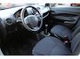 Mitsubishi Space Star 1.0 Cool+ Bi-Tone 'Black over White' Pearl White met een Attitude Black dak