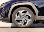 Hyundai Tucson 1.6 T-GDI PHEV Premium 4WD / Zwart Leder / 360 Camera / Stoelverkoeling / Stoelverwarming Voor + Achter / Memory Seat / Navigatie / Smart Parking Remote / Automaat