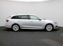 Skoda Octavia Combi 1.5 e-TSI Business Edition | Automaat | Panoramadak | Trekhaak | Virtual cockpit | Stoel verwarming | Navigatie | Apple CarPlay / Android Auto | Lichtmetalen velgen | Parkeersensoren | Keyless Start | Cruise control