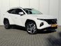 Hyundai Tucson 1.6 T-GDI PHEV Comfort Smart 4WD / Stoelverwarming / Stuurverwarming / Achteruitrijcamera / Parkeersensoren Voor + Achter / Navigatie / Apple Carplay & Android Auto / | Achteruitrijcamera | Airco (automatisch) | Apple Carplay/Android Auto|telefoonintegratie premium