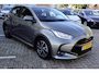 Toyota Yaris 1.5 Hybrid Dynamic NL-AUTO LM-VELGEN AD-CRUISE LED EL-RAMEN APPLE/ANDROID AFN-TREKHAAK SMART-KEY