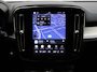 Volvo XC40 B4 AUT(7) PLUS DARK 19INCH SCHUIFDAK HARMAN KARDON TREKHAAK