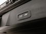 Volvo XC40 B4 AUT(7) PLUS DARK 19INCH SCHUIFDAK HARMAN KARDON TREKHAAK