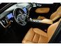 Volvo XC60 2.0 T8 Plug-in hybrid AWD Ultimate Dark / SOH 99% / Pano / B&W / HUD / Massage