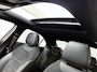 Mercedes-Benz A-klasse 250 e AMG Nightpakket | Panoramadak | Trekhaak | Alarm | Sfeerverlichting | Keyless Go | Stuur en Stoelverwarming | CarPlay | Inclusief 24 maanden Mercedes-Benz Certified garantie voor Europa.