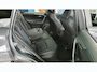 Toyota RAV4 2.5 Bi-Tone | Half leer | Trekhaak | LED | Apple/Android | Stoelverw |