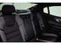 Volvo S60 B4 (M-HYBRID) ULTIMATE DARK -PANO.DAK|HARMAN/KARDON|HEAD-UP DISP.|MEMORY-SEATS|CAMERA|BLACK.BADGE|SPORTCHASSIS|SPORTSTOELEN|20"