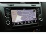 Volkswagen Golf 1.6 TDI Highline BlueMotion Parkeersensoren/Apple carpley/Navigatie/Lichtmetalen velgen/LED/Sportstoelen/Multifunctioneel stuurwiel/Elektrische ramen/Elektrisch verstelbare spiegels.