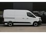 Renault Master E-Tech T35 L2H2 Advance Long Range 87 kWh 143pk - 2x Schuifdeur - Navi - Camera - Betimmering - Trekhaak - Blind Spot - Stoelverwarming - Rijklaar
