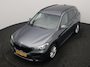 BMW X1 xDrive25e Advantage PHEV 221pk Dealer O.H | SOH 87,9% | Trekhaak Afn. | Adaptive Cruise | Head Up | Camera | Sportstoelen Memory & Verwarmd | Stuur Verwarmd | Sfeerverlichting | Navigatie | DAB | 17"L.M | Plug In Hybrid |