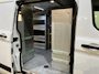 Ford Transit Custom 2.0 TDCI L1H1 Trend 130 PK / Servicebus / Bott Inrichting / Euro 6 / Schuifdeur L+R / Airco / CarPlay / Cruise Control / Camera / Navigatie / Klep / 3-Zits