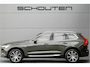 Volvo XC60 2.0 T8 Twin Engine AWD Inscription Pano CarPlay Camera 360° Trekhaak 20"