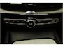 Volvo XC60 2.0 T8 Twin Engine AWD Inscription Pano CarPlay Camera 360° Trekhaak 20"