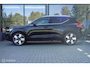 Volvo XC40 1.5 T5 Plug-in hybrid Ultimate Bright | Pano | Harman Kardon | 360 Camera | Trekhaak | Stoel en stuurwielverw. | ACC | Pilot Assist | Facelift | 20 Inch | LED | Memory