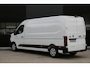 Renault Master E-Tech T35 L3H2 Advance Long Range 87 kWh 143pk - Navi - 1+1 - Camera - Betimmering - Stoelverwarming - Blind Spot - 270 GR deuren - Rijklaar