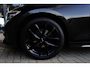 BMW 3-Serie 320i High Executive | 184 PK | Leder | Navigatie | Cruise control | Parkeersensoren | BMW 3-serie 320i High Executive met 2.0-liter viercilinder benzinemotor van 184 PK, luxe lederen bekleding en navigatiesysteem, voorzien van cruisecontrol, parkeersensoren en diverse comfort-