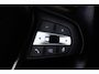 BMW 3-Serie 320i High Executive | 184 PK | Leder | Navigatie | Cruise control | Parkeersensoren | BMW 3-serie 320i High Executive met 2.0-liter viercilinder benzinemotor van 184 PK, luxe lederen bekleding en navigatiesysteem, voorzien van cruisecontrol, parkeersensoren en diverse comfort-