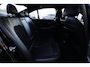 BMW 3-Serie 320i High Executive | 184 PK | Leder | Navigatie | Cruise control | Parkeersensoren | BMW 3-serie 320i High Executive met 2.0-liter viercilinder benzinemotor van 184 PK, luxe lederen bekleding en navigatiesysteem, voorzien van cruisecontrol, parkeersensoren en diverse comfort-