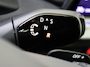 Volkswagen T-Roc 1.5 eTSI Life | Achteruitrijcamera | Adaptieve cruise control | Dodehoekdetectie | Stoel- en stuurwielverwarming | Navigatie | 3-zone airco | Carplay |