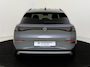 Volkswagen T-Roc 1.5 eTSI Life | Achteruitrijcamera | Adaptieve cruise control | Dodehoekdetectie | Stoel- en stuurwielverwarming | Navigatie | 3-zone airco | Carplay |